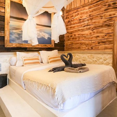 Alma Surf Villas 5 - Cozy 01 Bed With Private Pool 울루와뚜 외부 사진
